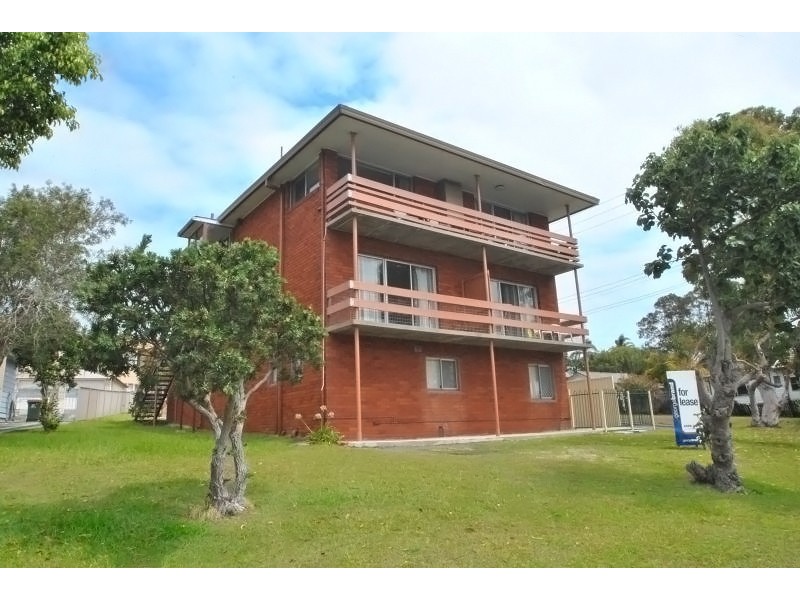 2/41 Peel Street, Toukley NSW 2263