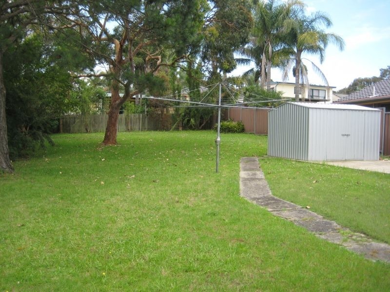 11 Kingston Avenue, Kanwal NSW 2259