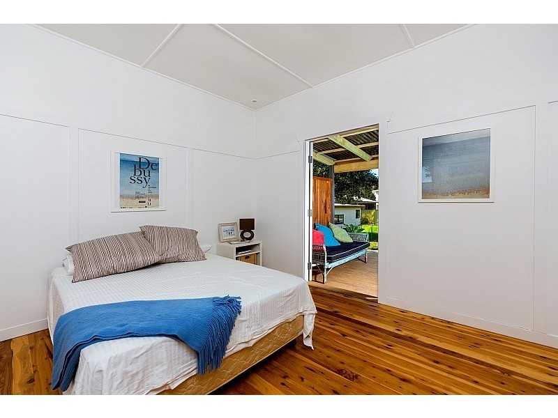 10 Kewalo Avenue, Budgewoi NSW 2262