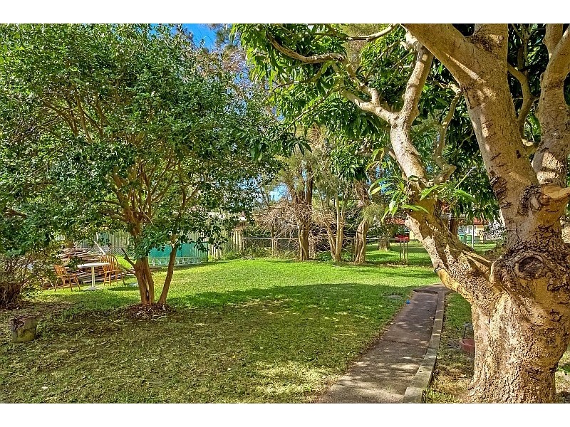 10 Kewalo Avenue, Budgewoi NSW 2262