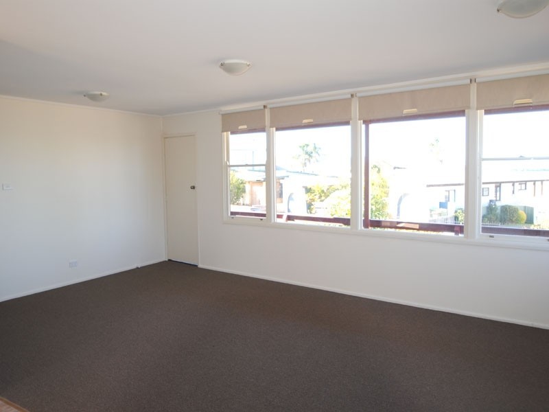 12 Viewpoint Drive, Toukley NSW 2263