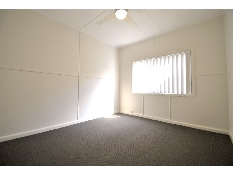 12 Canton Beach Road, Toukley NSW 2263