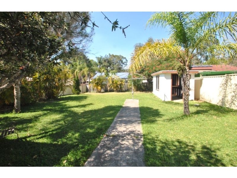 10 Essex Street, Gorokan NSW 2263