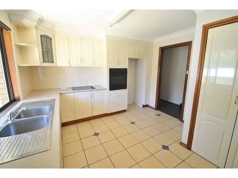 178 Tuggerawong Road, Wyongah NSW 2259