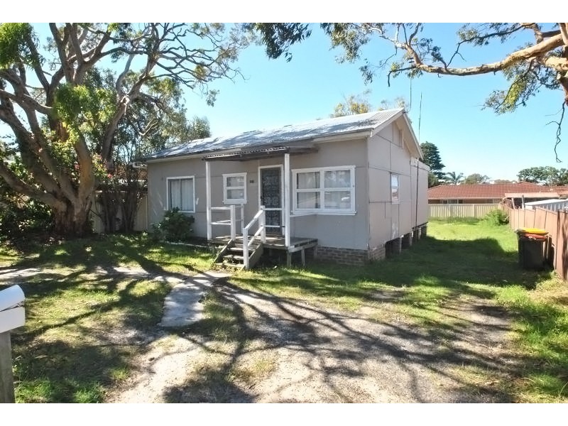 306 Main Road, Toukley NSW 2263