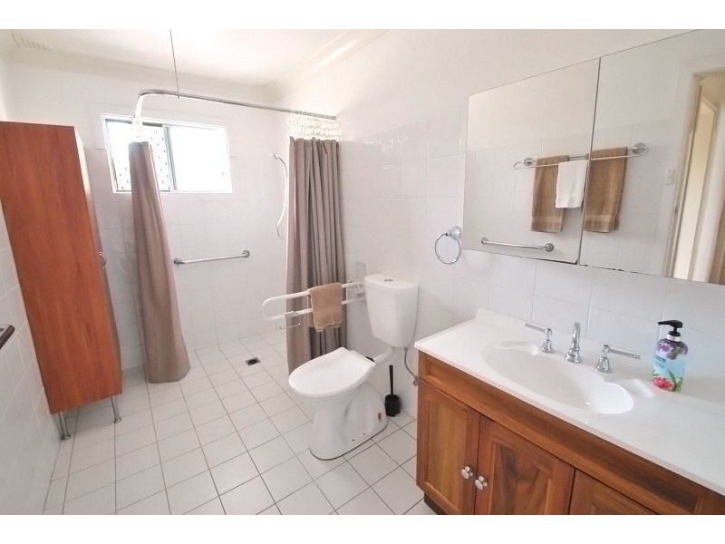 80 Leonard Avenue, Toukley NSW 2263