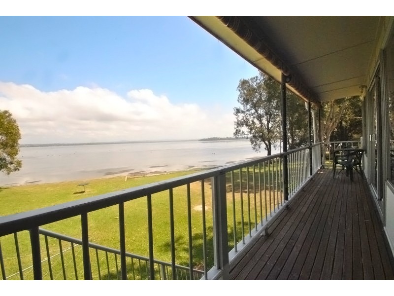 80 Leonard Avenue, Toukley NSW 2263