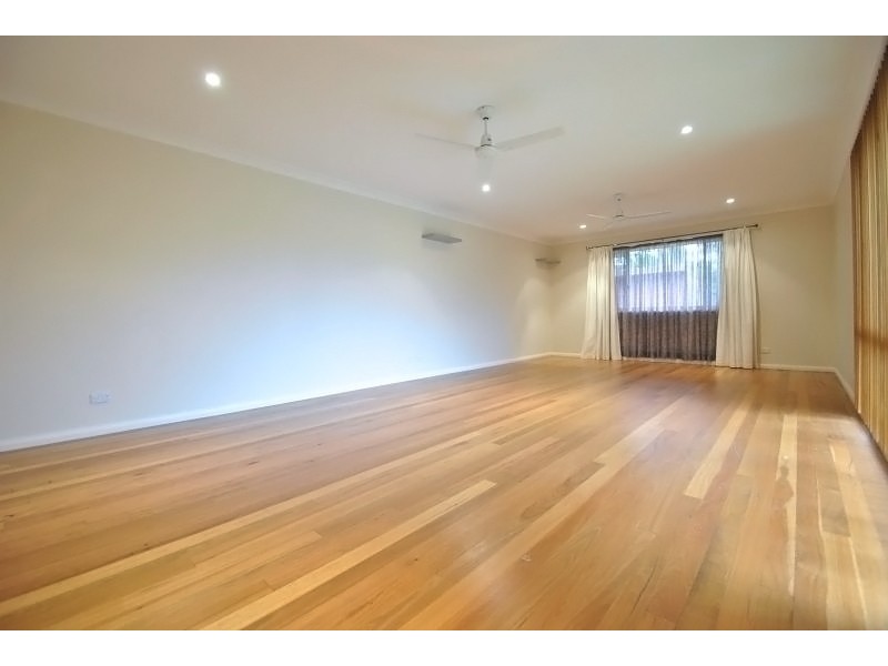 1 Panorama Parade, Berkeley Vale NSW 2261