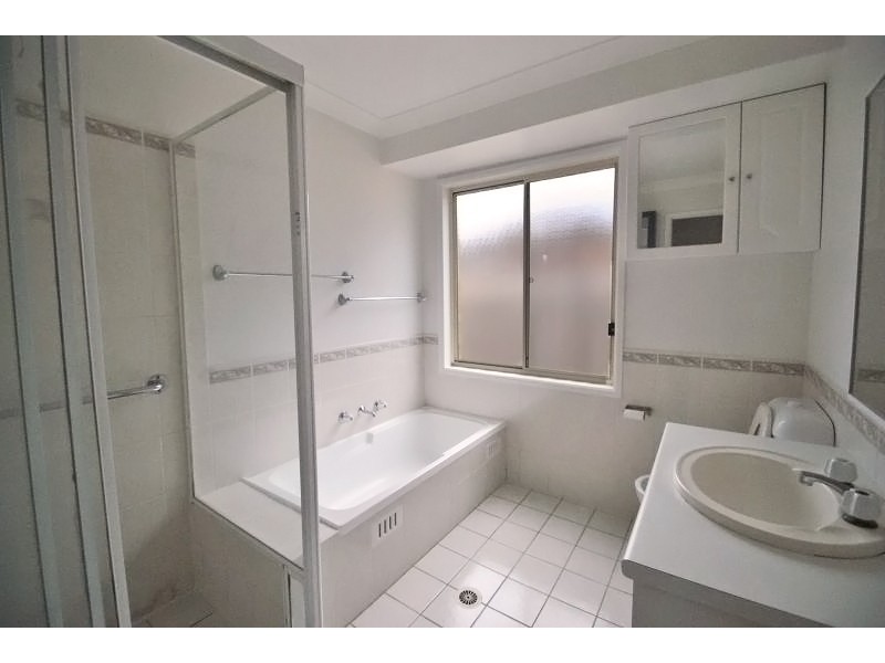 8 Kite Crescent, Hamlyn Terrace NSW 2259