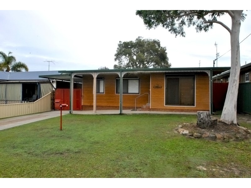 16 Athol Street, Toukley NSW 2263