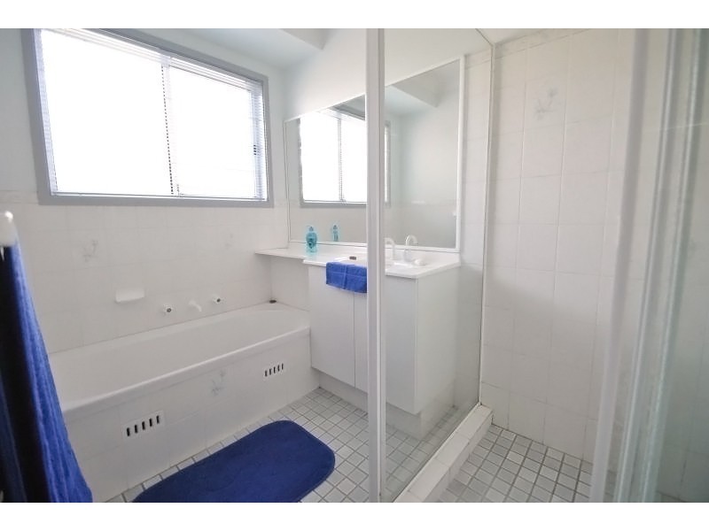 50 Gavin Way, Lake Haven NSW 2263