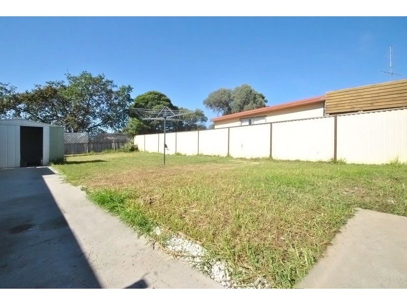 40 Dampier Boulevard, Killarney Vale NSW 2261