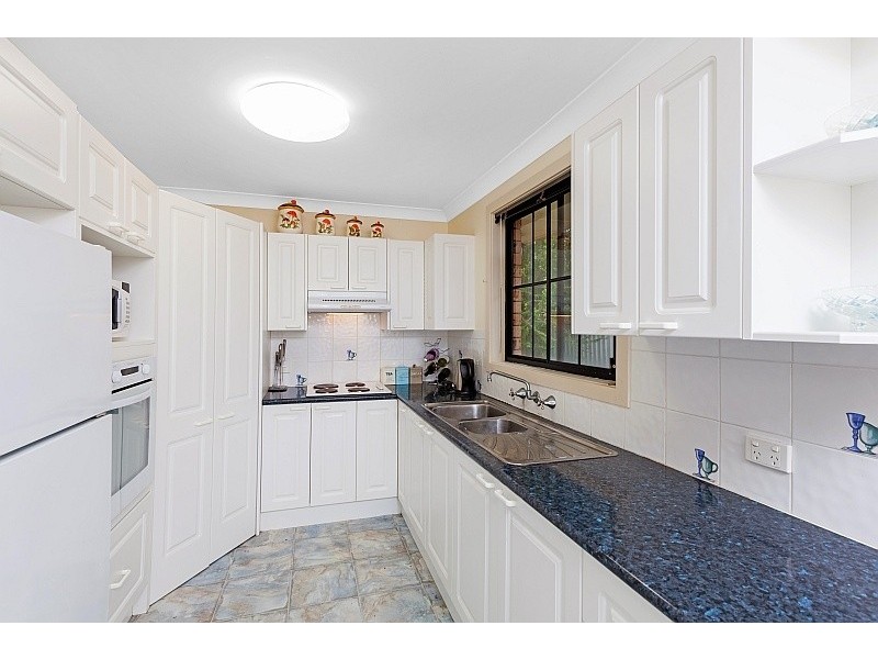 33 Goobarabah Avenue, Lake Haven NSW 2263