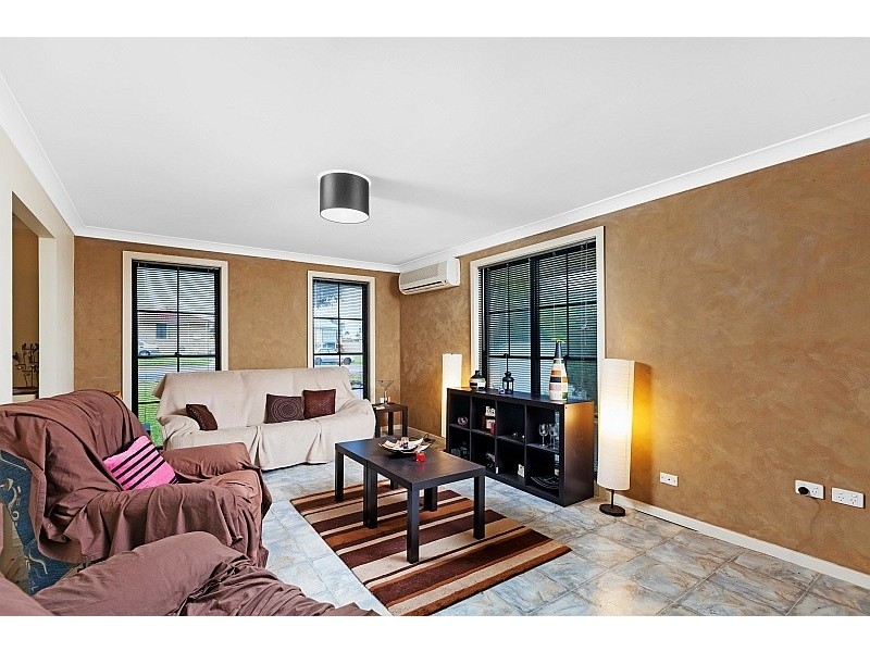 33 Goobarabah Avenue, Lake Haven NSW 2263