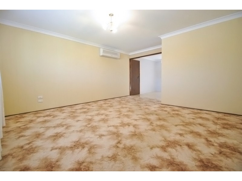 33 Robertson Road, Killarney Vale NSW 2261