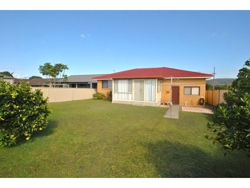 33 Robertson Road, Killarney Vale NSW 2261