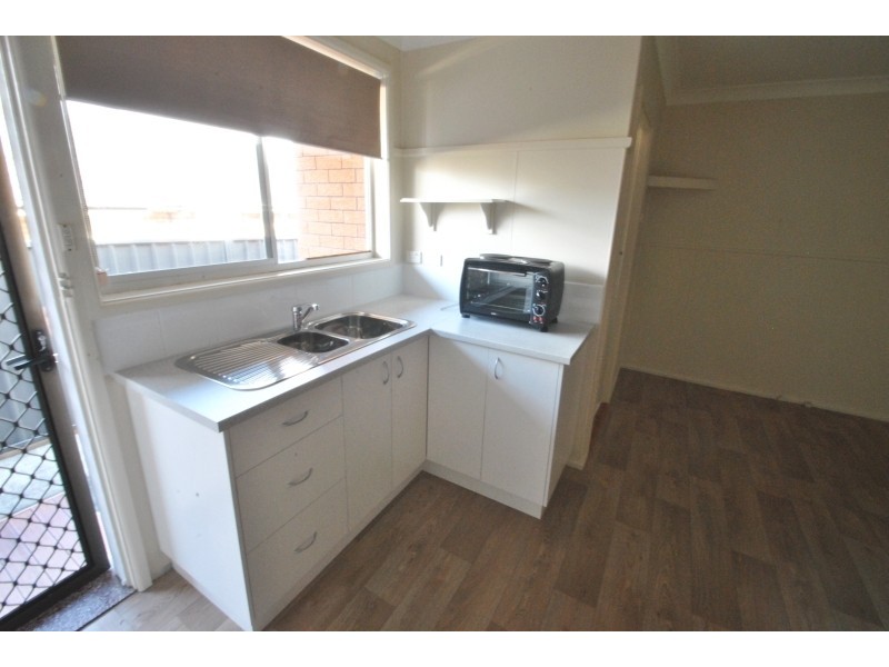 4/8 Holmes Avenue, Toukley NSW 2263