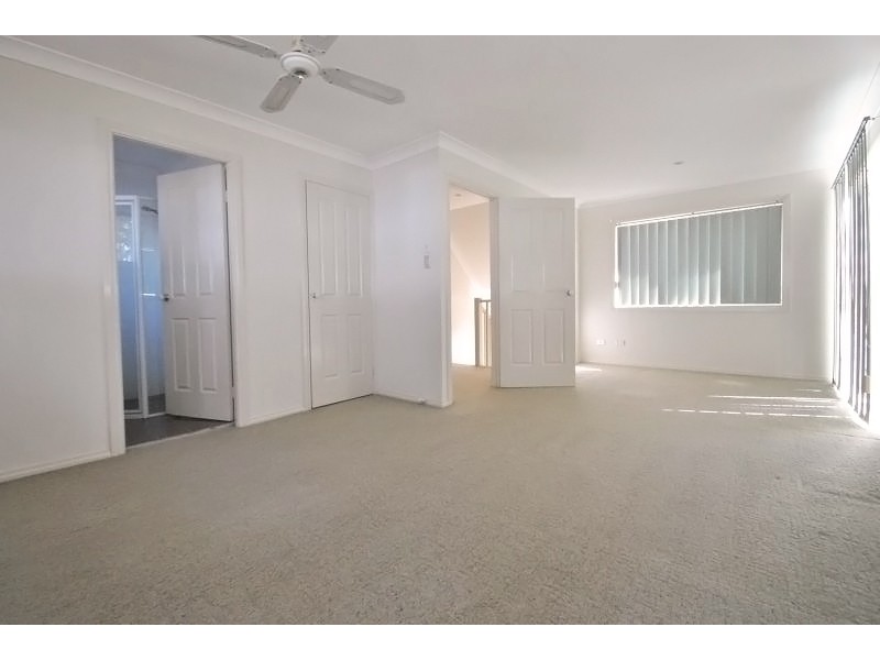 438 Tuggerawong Road, Tuggerawong NSW 2259