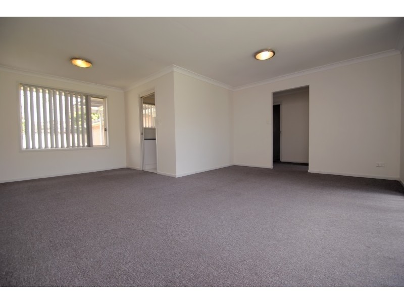 11 Pinehurst Way, Blue Haven NSW 2262