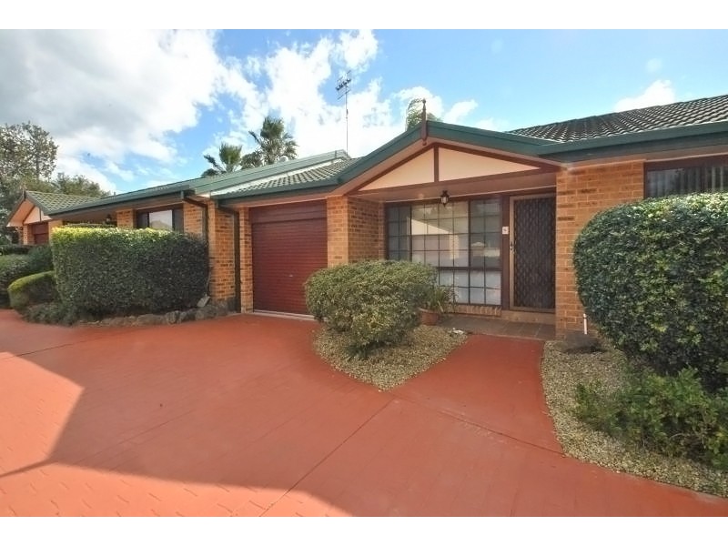 2/3 Georgina Avenue, Gorokan NSW 2263