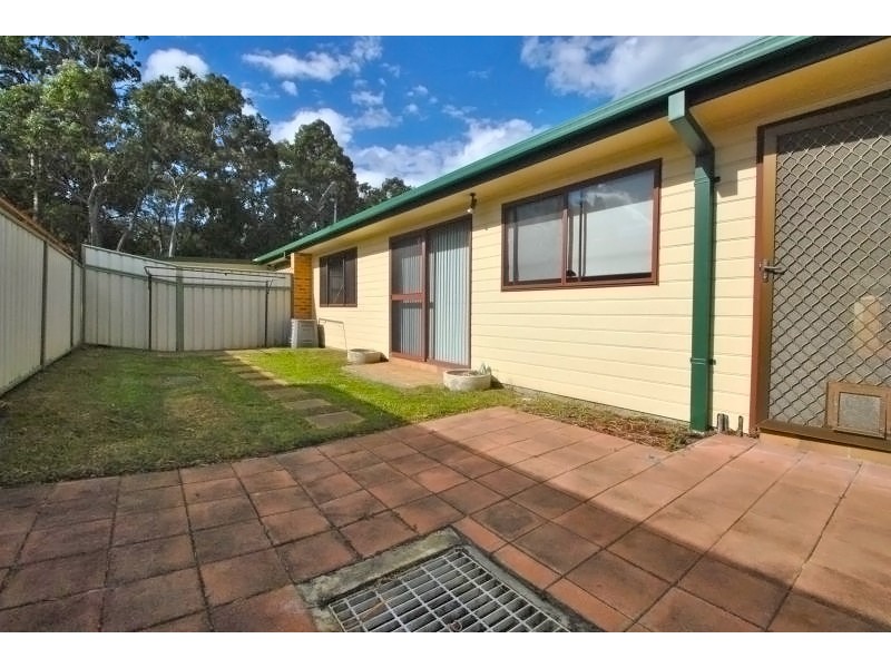 2/3 Georgina Avenue, Gorokan NSW 2263