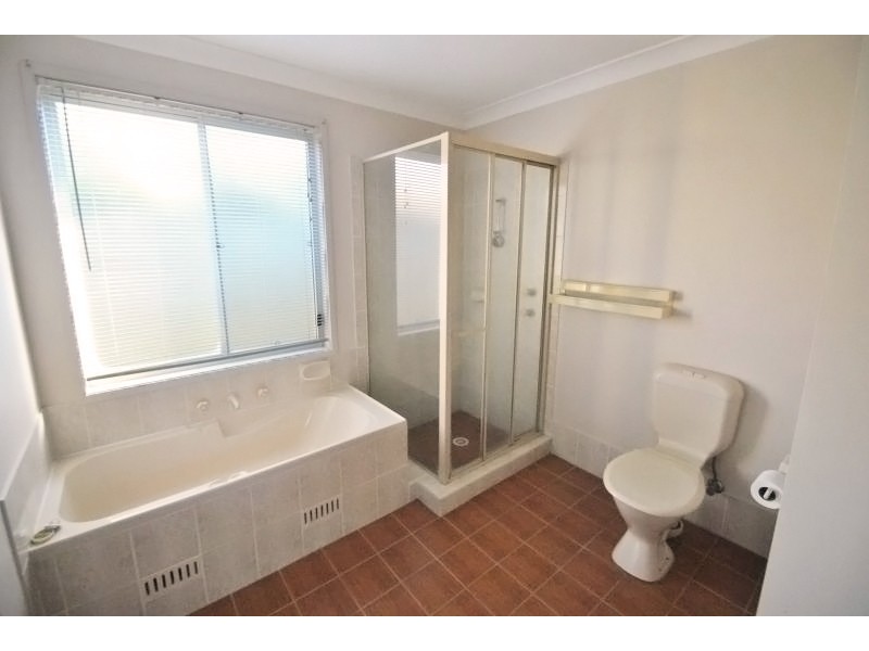 12 Candlewood Close, Kanwal NSW 2259