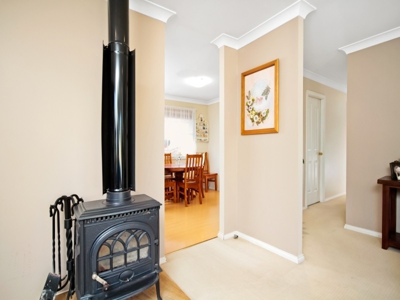17 Tosca Drive, Gorokan NSW 2263