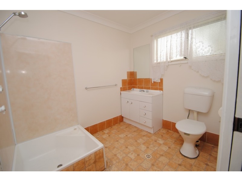 9 Nacooma Road, Buff Point NSW 2262