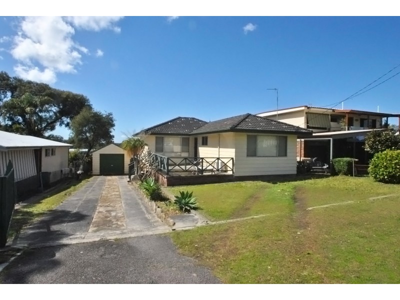 45 Woolana Avenue, Budgewoi NSW 2262