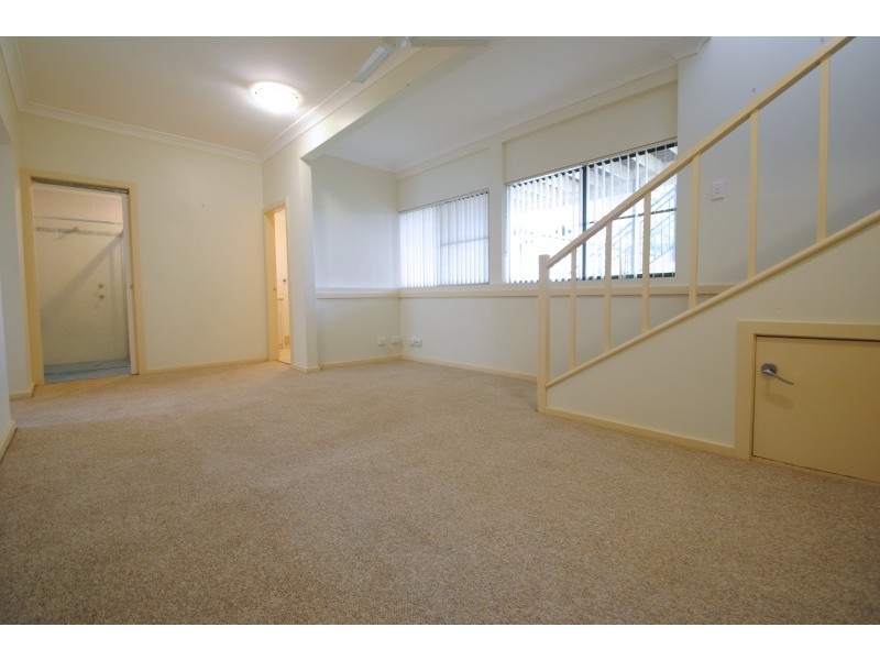 6 Wattle Street, Canton Beach NSW 2263
