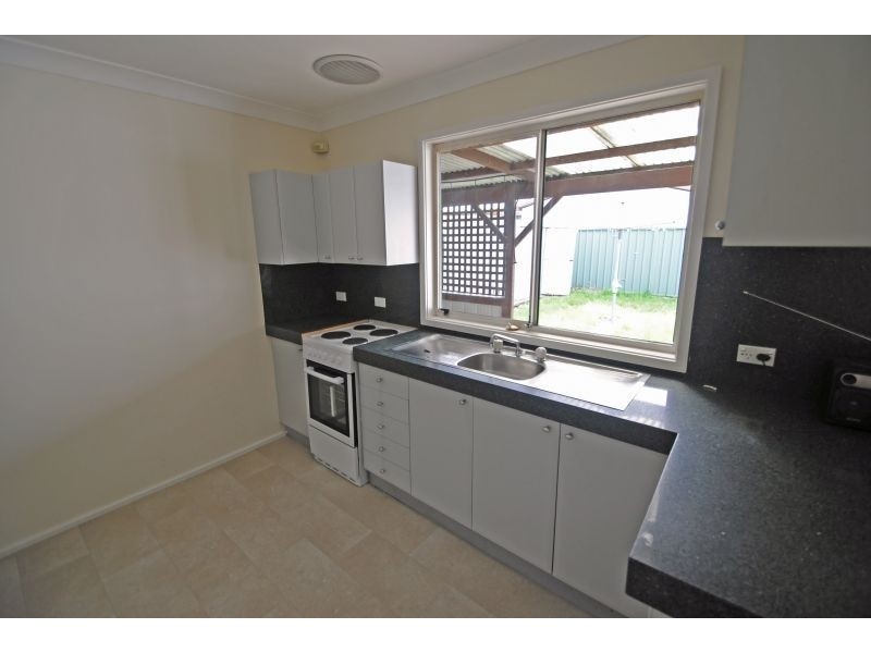 3 Rolfe Avenue, Kanwal NSW 2259