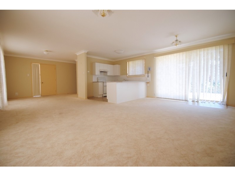 2/22 Holmes Avenue, Toukley NSW 2263