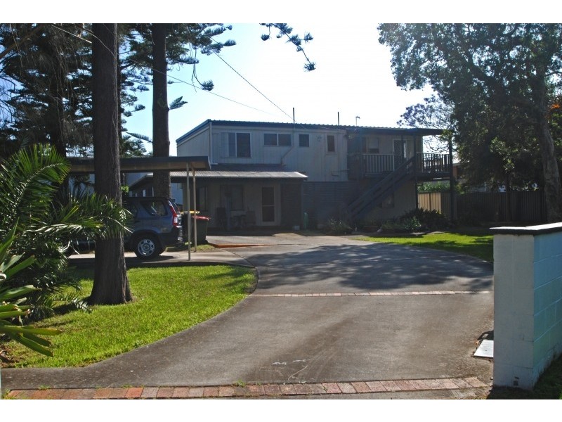23a Ferndale Street, Killarney Vale NSW 2261