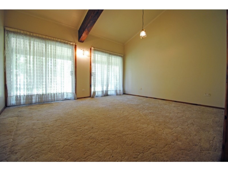 5 Dunlop Road, Blue Haven NSW 2262