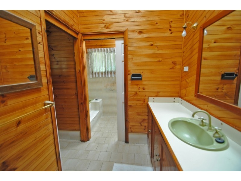 5 Dunlop Road, Blue Haven NSW 2262