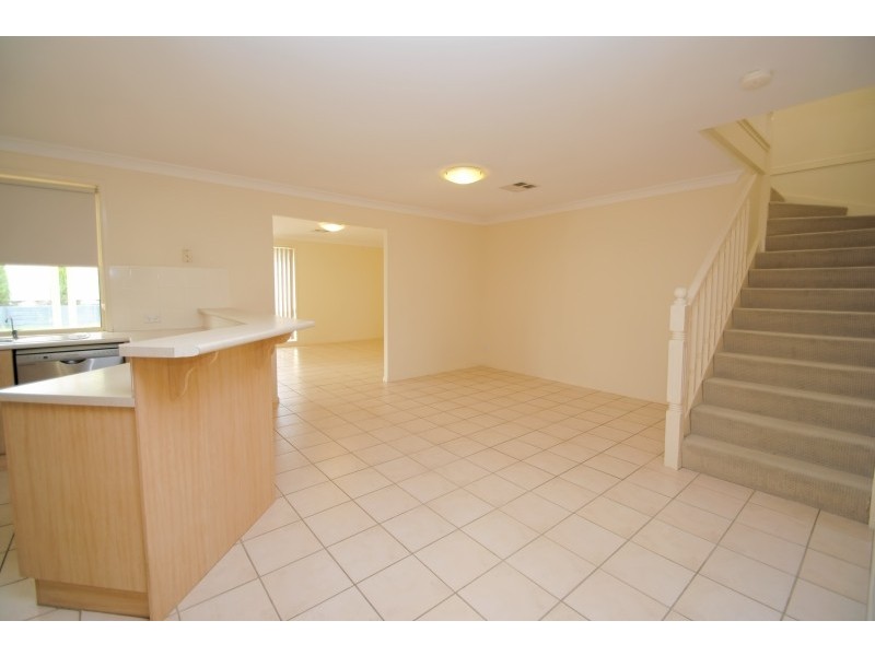 76 Louisiana Rd, Hamlyn Terrace NSW 2259