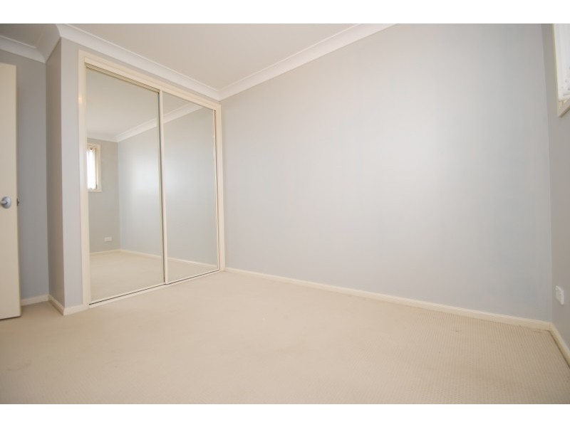 76 Louisiana Rd, Hamlyn Terrace NSW 2259