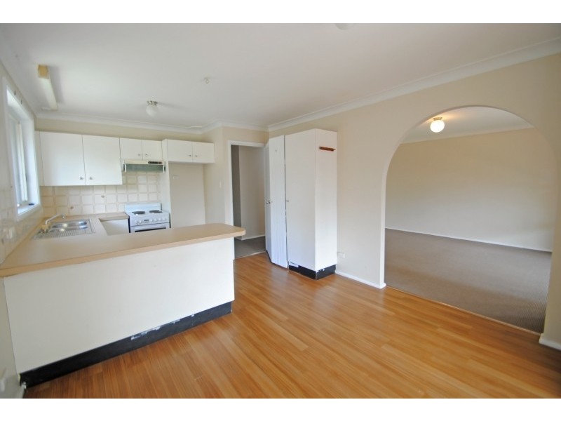 6 Parkside Drive, Charmhaven NSW 2263