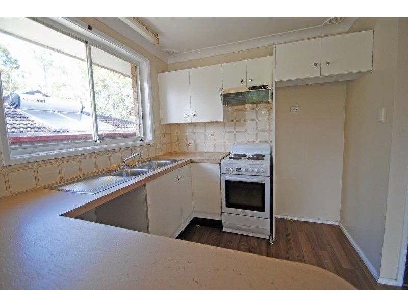 6 Parkside Drive, Charmhaven NSW 2263