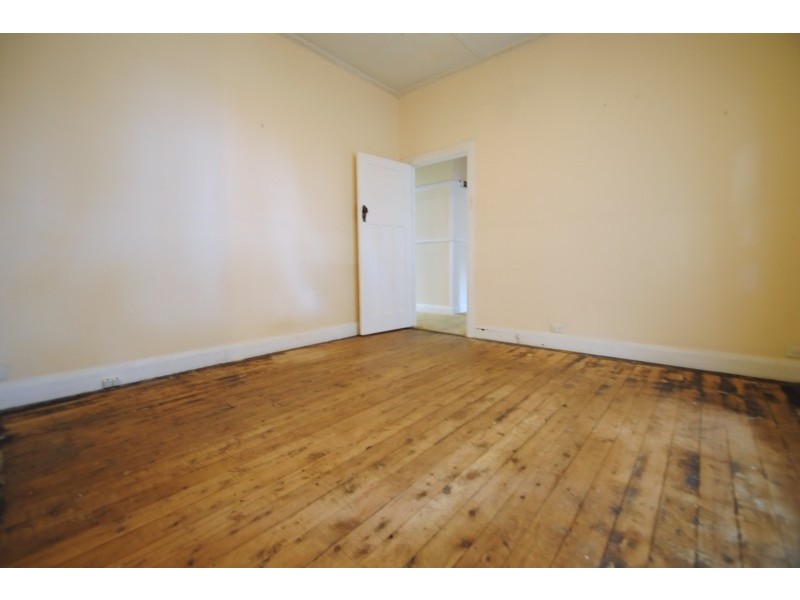 4 Hargraves Street, Wyong NSW 2259