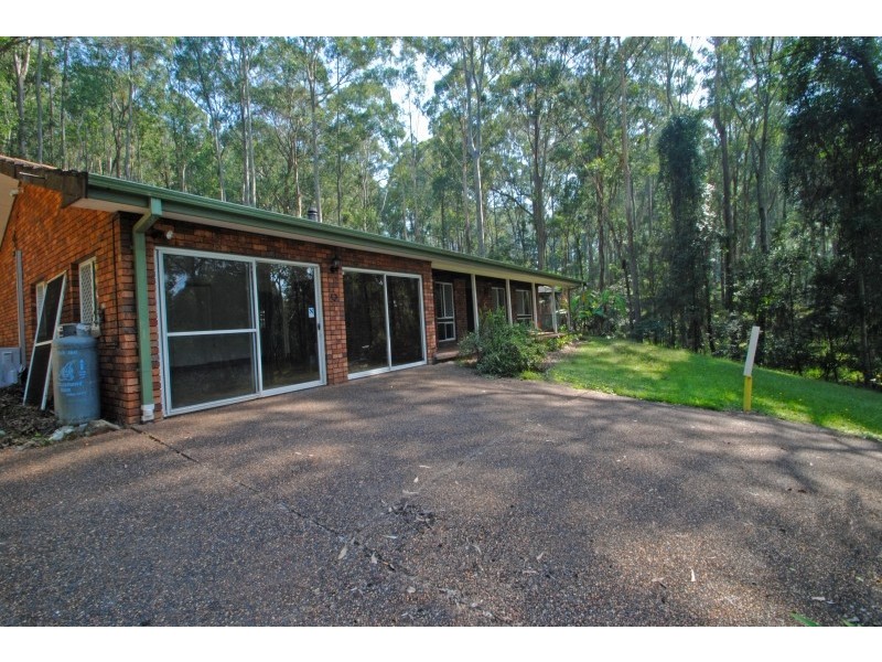18 Treelands Drive, Jilliby NSW 2259