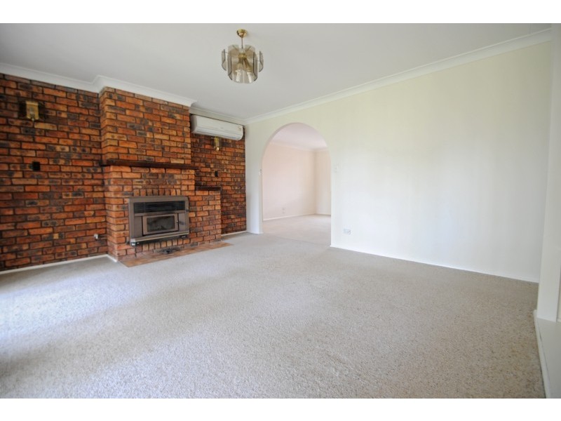 18 Treelands Drive, Jilliby NSW 2259