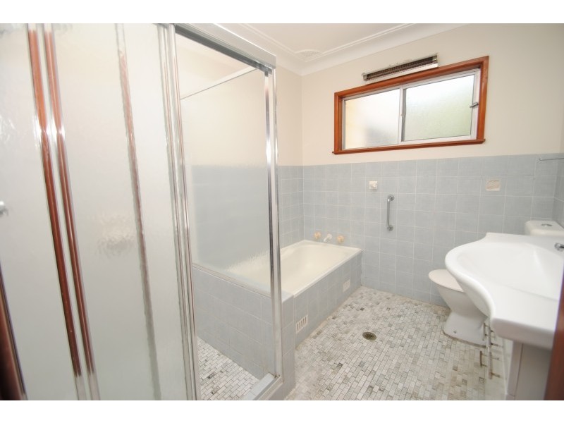 8 Birriga Road, Noraville NSW 2263