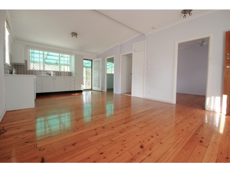 29  Delia Avenue, Budgewoi NSW 2262