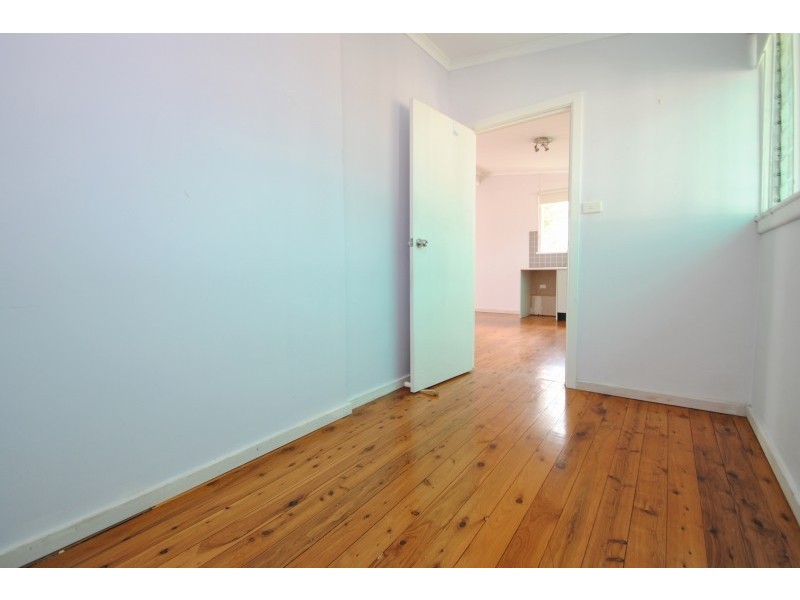 29  Delia Avenue, Budgewoi NSW 2262