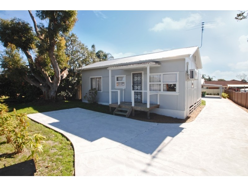 306 Main Road, Toukley NSW 2263