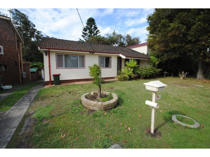 24 Nicholson Crescent, Toukley NSW 2263