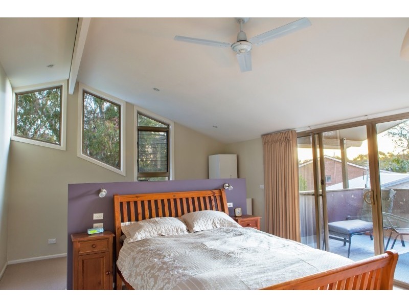 28 Lloyd Avenue, Chain Valley Bay NSW 2259