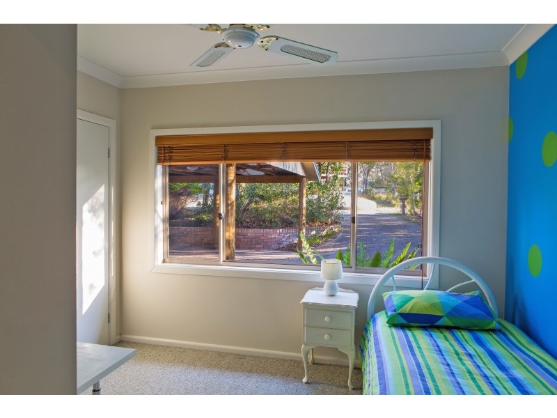 28 Lloyd Avenue, Chain Valley Bay NSW 2259