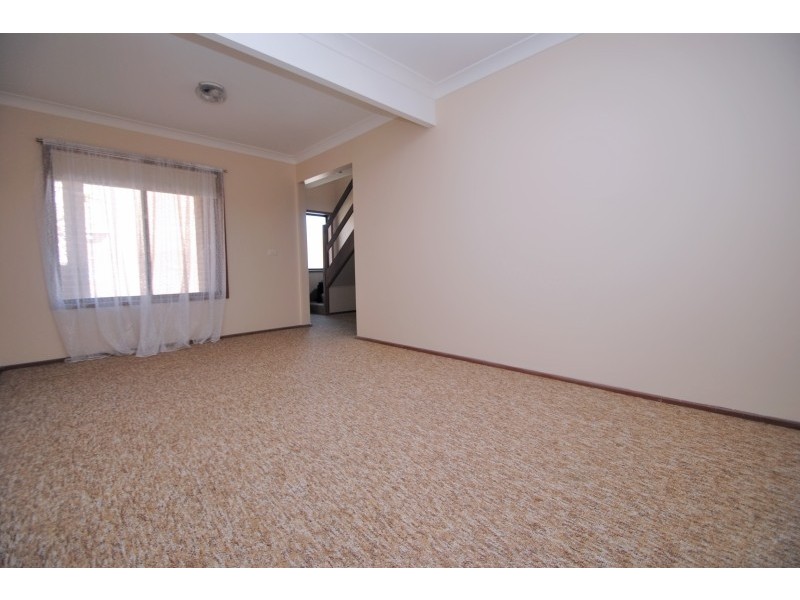 1/10-12 Wallarah Road, Gorokan NSW 2263